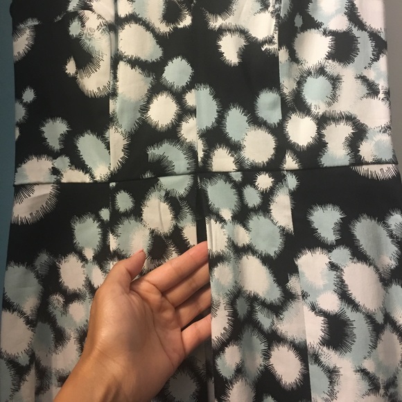 💛💛 French Connection Sz 2 Dress - Picture 2 of 8